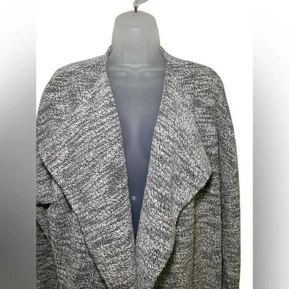 ASTR The Label Gray Open Front Cardigan Sweater Size M Longline Pocketed - Picture 4 of 7